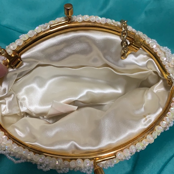 Vintage Beaded Handbag - Picture 4 of 6